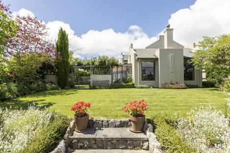 Photo of property in 49 Hikanui Drive, Havelock North, 4130