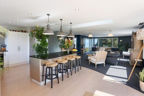 Photo of property in 19 Pingau Street, Paekakariki, 5034
