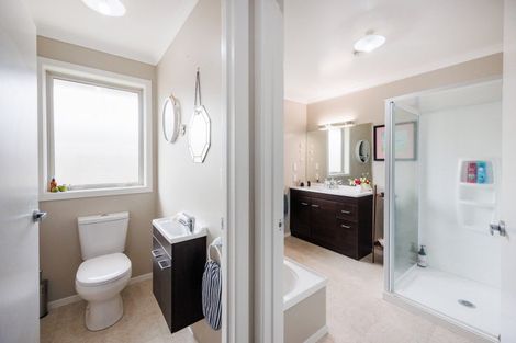 Photo of property in 5a Blenheim Place, Feilding, 4702