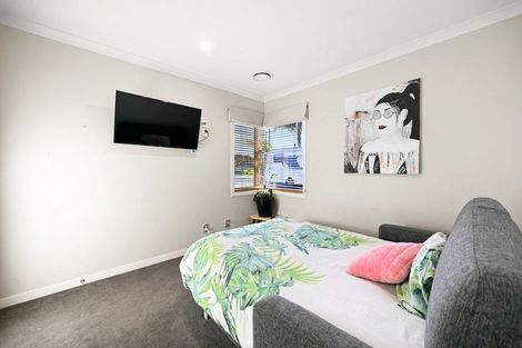 Photo of property in 22 Gibbston Close, Huntington, Hamilton, 3210