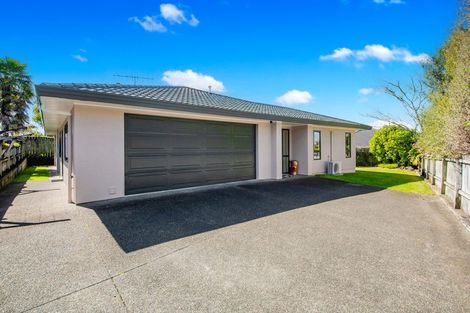 Photo of property in 182a Queen Street, Pukekohe, 2120