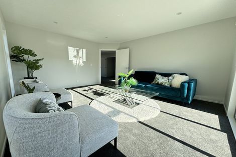 Photo of property in 9 Pine Hill Rise, Glenside, Wellington, 6037