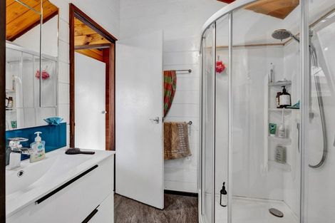 Photo of property in 16 Pohutukawa Drive, Opunake, 4616