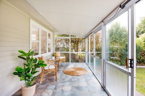 Photo of property in 6 Ruha Street, West End, Palmerston North, 4412