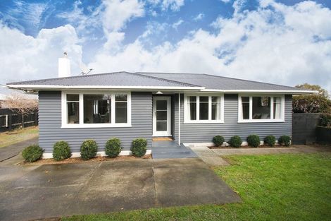 Photo of property in 6 Fox Place, Cloverlea, Palmerston North, 4412