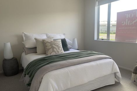 Photo of property in 9 Kawe Marie Lane, Takanini, 2112