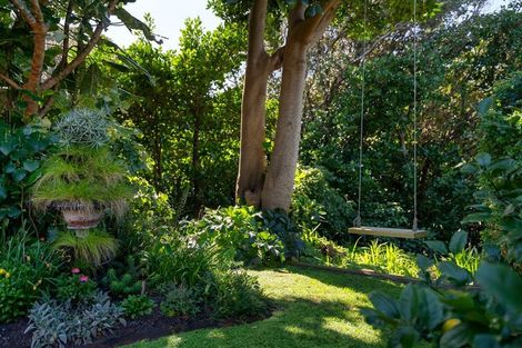Photo of property in 19 Pingau Street, Paekakariki, 5034