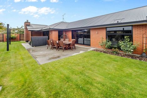 Photo of property in 5 Whiteoak Grove, Tinwald, Ashburton, 7700