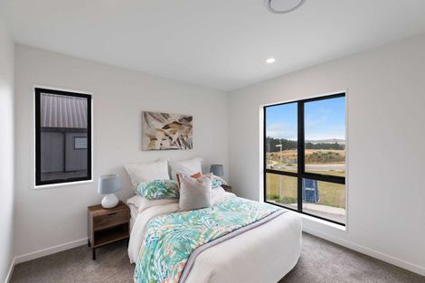 Photo of property in 4 Kauru Lane, Wainui, 0992