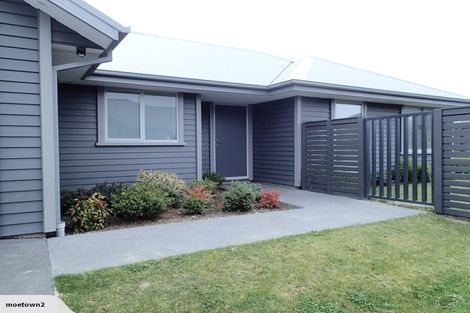 Photo of property in 14 Pimlico Place, Rangiora, 7400