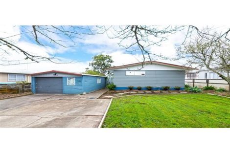 Photo of property in 3 Surman Place, Glen Eden, Auckland, 0602