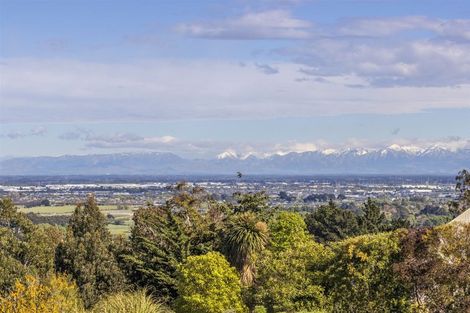 Photo of property in 5 Tarata Rise, Cashmere, Christchurch, 8022