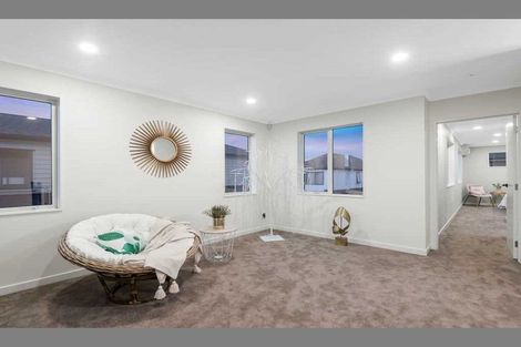 Photo of property in 14 Hangar Lane, Whenuapai, Auckland, 0618