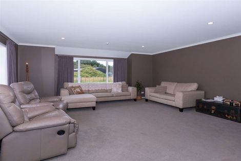 Photo of property in 6 Te Ariki Drive, Waitarere, Levin, 5510