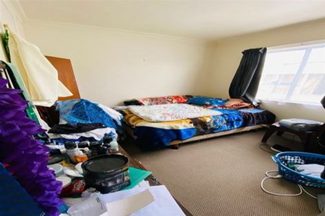 Photo of property in 85 Bartholomew Road, Levin, 5510