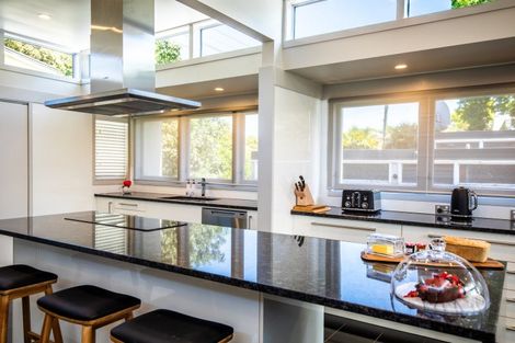 Photo of property in 8c Brassey Road, Saint Johns Hill, Whanganui, 4500