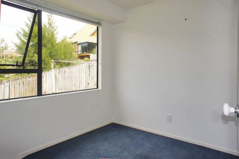Photo of property in 20 Kells Place, Botany Downs, Auckland, 2010