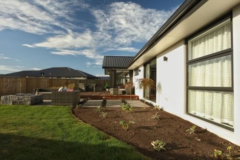 Photo of property in 17 Carrick Place, Mosgiel, 9024