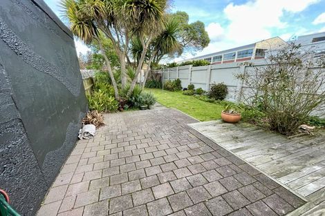 Photo of property in 12 Normanby Street, Newtown, Wellington, 6021