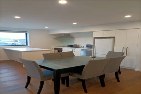 Photo of property in 5/45 Cessna Crescent, Mangere, Auckland, 2022