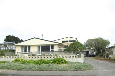 Photo of property in 126 Beach Road, Haumoana, 4102