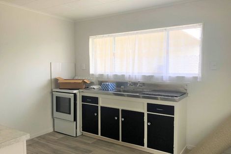 Photo of property in 79 Pitama Road, Awapuni, Palmerston North, 4412