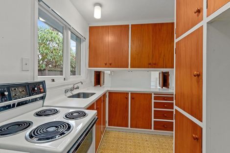 Photo of property in 2/55 Garreg Road, Bryndwr, Christchurch, 8052