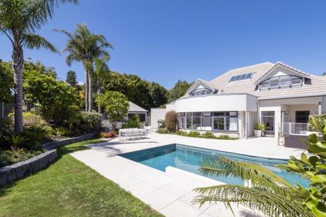 Photo of property in 270 Point View Drive, Dannemora, Auckland, 2016