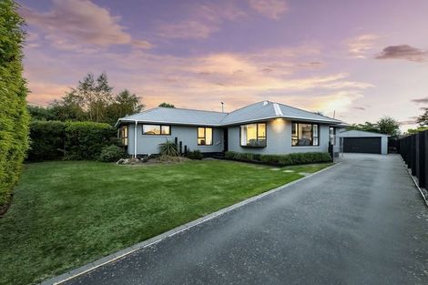 Photo of property in 194 Springs Road, Hornby, Christchurch, 8042