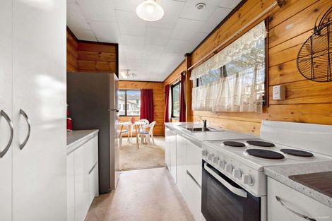 Photo of property in 5 Melia Grove, Goodwood Heights, Auckland, 2105