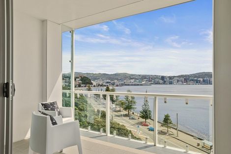 Photo of property in The Capital, 30/370 Oriental Parade, Oriental Bay, Wellington, 6011