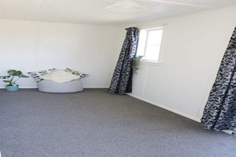 Photo of property in 29 Seafront Road, Castlecliff, Whanganui, 4501