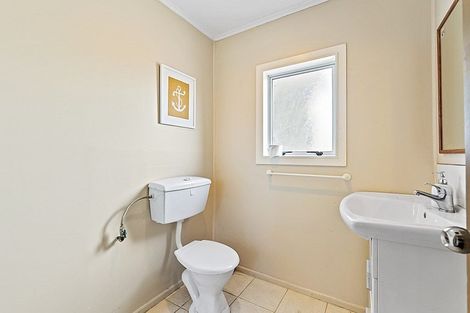 Photo of property in 6 Glengarry Road, Glen Eden, Auckland, 0602