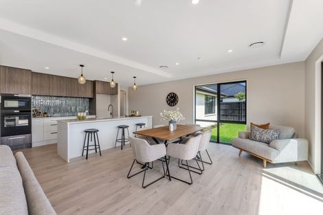 Photo of property in 8 Cam Mill Place, Rangiora, 7400