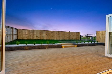 Photo of property in 113 Mutetai Road, Clarks Beach, 2122