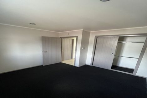 Photo of property in 69 Walworth Avenue, Pakuranga Heights, Auckland, 2010