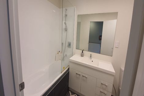 Photo of property in 61 Grove Road, Papakura, 2110