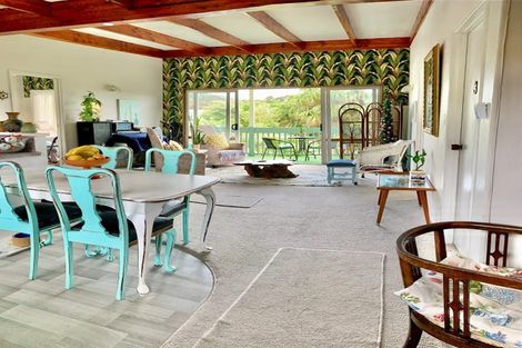 Photo of property in 35 Tahuna Road, Paihia, 0200