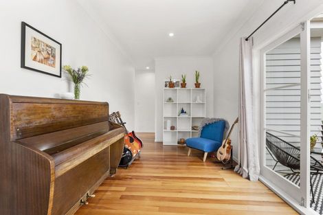 Photo of property in 9 Ridout Street, Maeroa, Hamilton, 3200