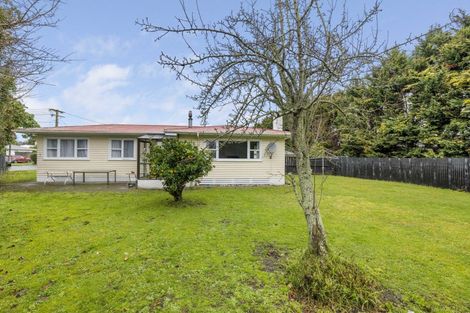 Photo of property in 8 Fyson Place, Hawera, 4610