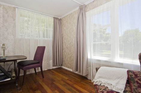 Photo of property in 15 Lockwood Crescent, Taita, Lower Hutt, 5011