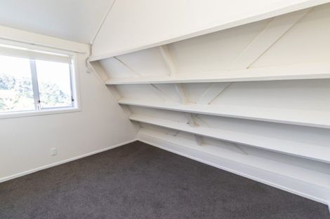 Photo of property in 136 Raroa Road, Aro Valley, Wellington, 6012