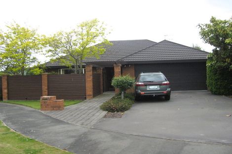 Photo of property in 38 Farnswood Place, Redwood, Christchurch, 8051