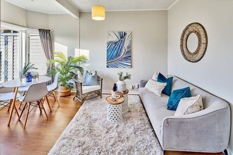 Photo of property in 197 Marine Parade, Seatoun, Wellington, 6022