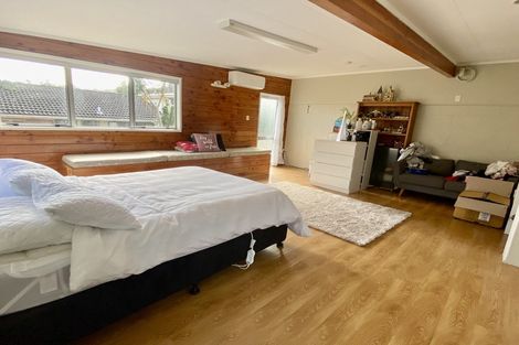 Photo of property in 20 Simon Ellice Drive, Bayview, Auckland, 0629