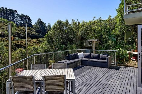 Photo of property in 101 Cluny Road, Plimmerton, Porirua, 5026
