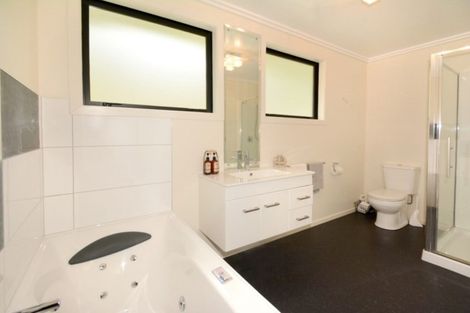 Photo of property in 11 Glengyle Street, Vauxhall, Dunedin, 9013