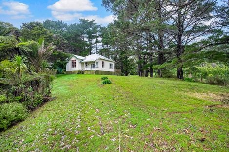 Photo of property in 29 Te Henga Road, Waitakere, Auckland, 0781