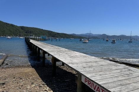 Photo of property in 4 Whaitere Place, Waikawa, Picton, 7220