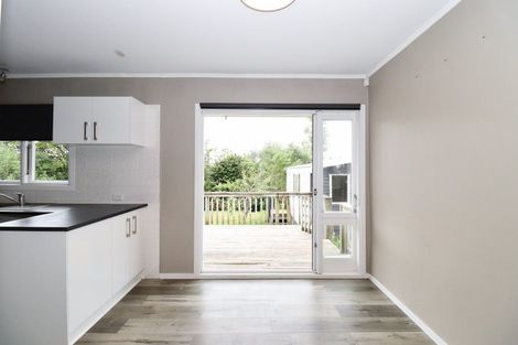 Photo of property in 108 Kervil Avenue, Te Atatu Peninsula, Auckland, 0610